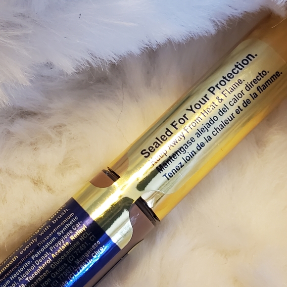 SeneGence ShadowSense in Mocha Java - Picture 3 of 4